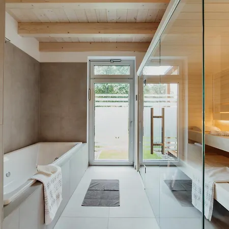 Strandweiss - Mit Sauna, Kamin Und Terrasse Prázdninový dům